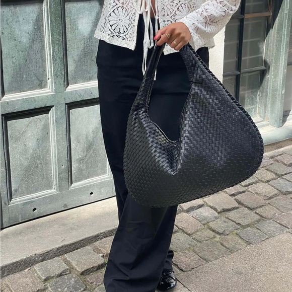 SOERA - Black Woven Bag/Purse (New with tags) - Picture 2 of 3